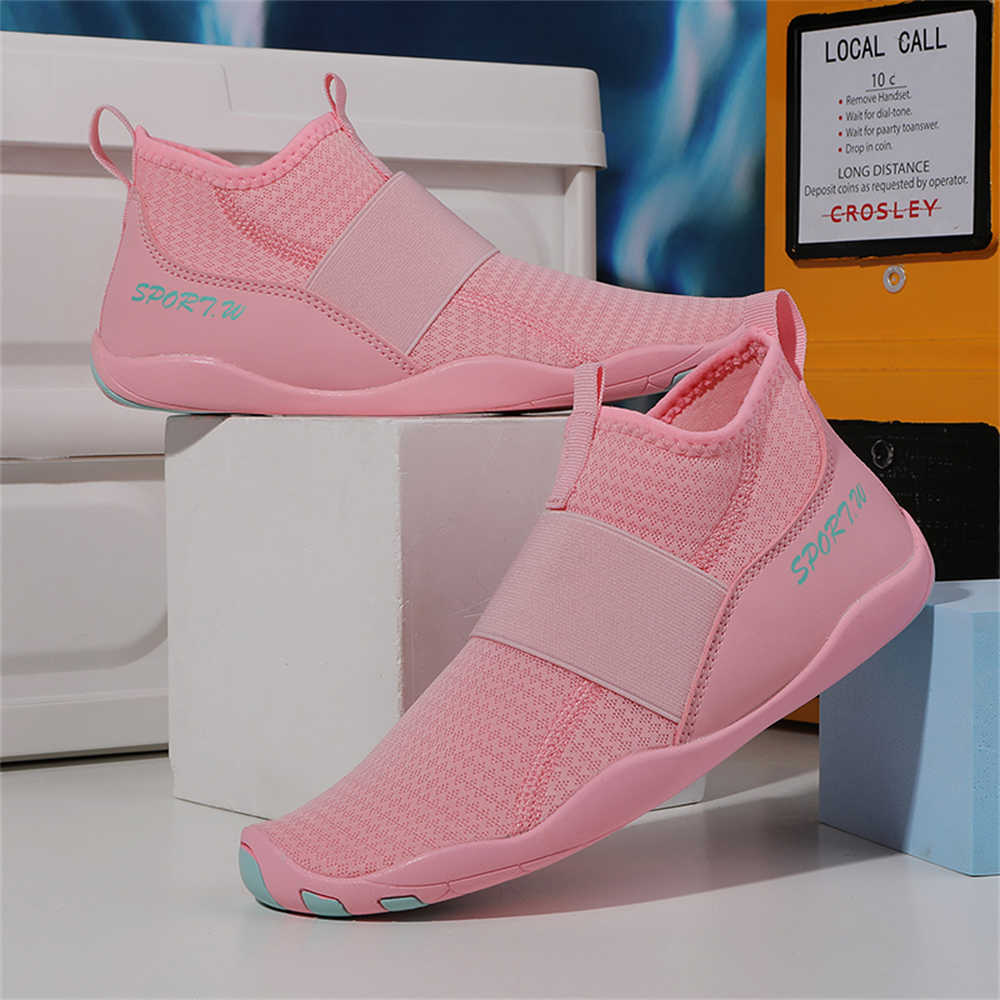 Oversize 41-42 Red Tennis Woma - Women'S Shoes To Buy recension och pris